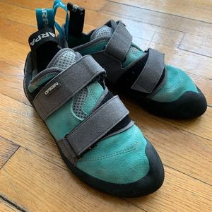 Scarpa Origin climbing shoes